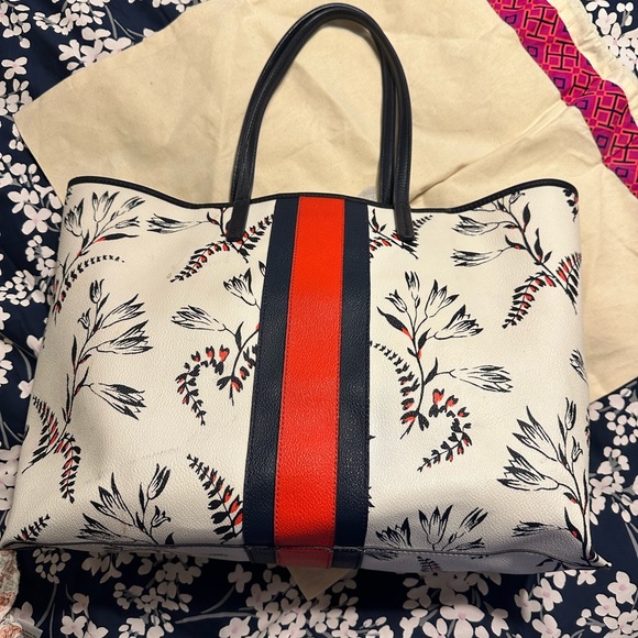 Tory Burch Tote - Picture 3 of 6